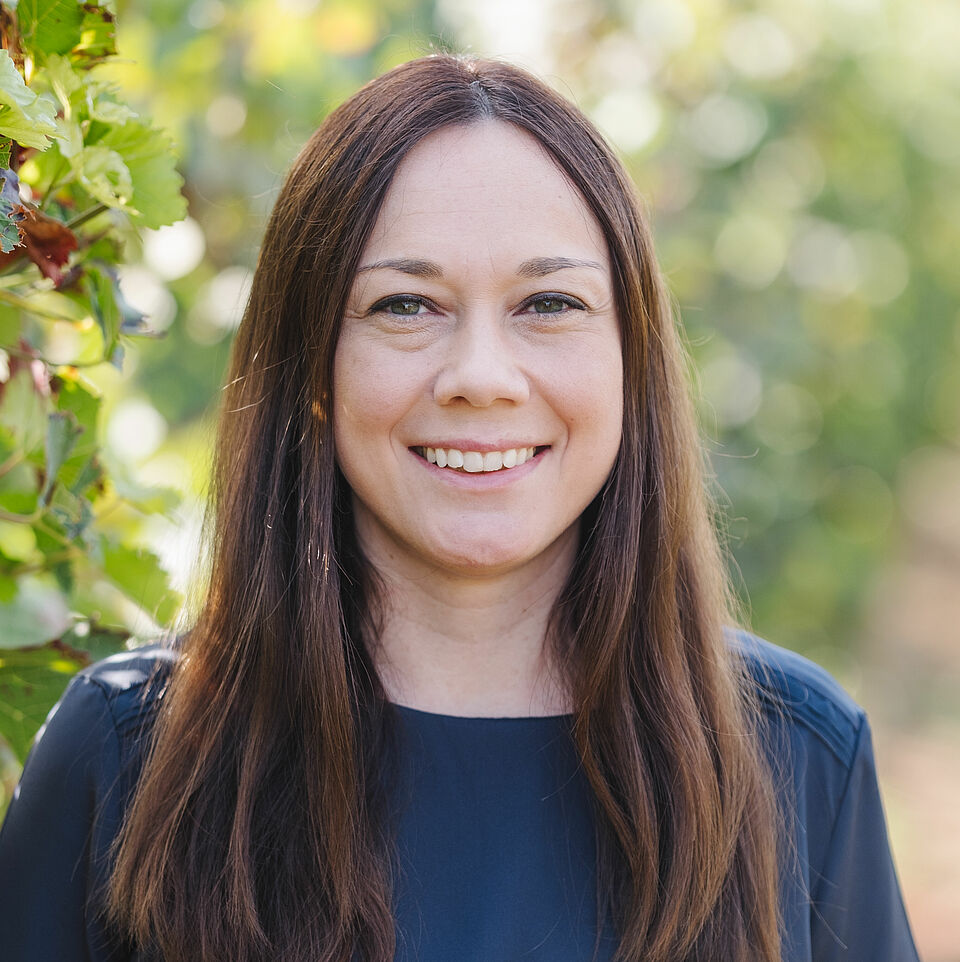 Portrait photo of Prof. Dr. Laura Ehm