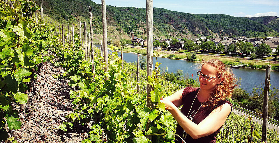 Franziska, étudiante en MBA, dans les vignes